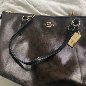 Decent coach purse that has seen better days